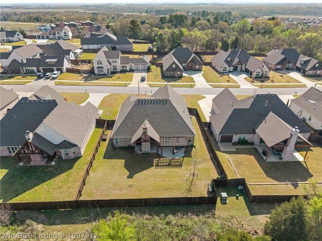 9208 Shirecrest Drive, Fort Smith, AR 72916