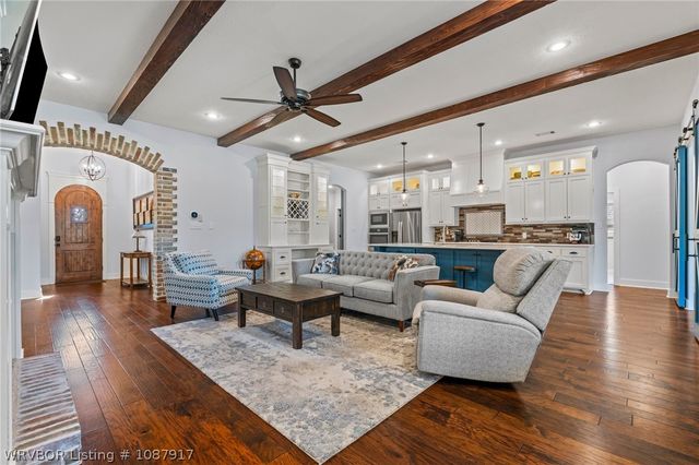 9208 Shirecrest Drive, Fort Smith, AR 72916