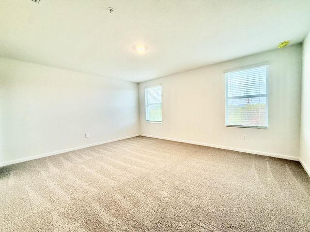 586 Salisbury Circle, Fort Pierce, FL 34982