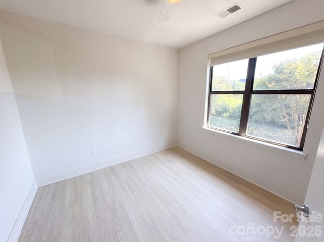 542 N Mcdowell Street, Charlotte, NC 28204