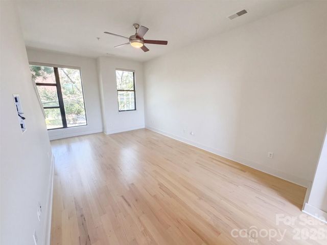 542 N Mcdowell Street, Charlotte, NC 28204