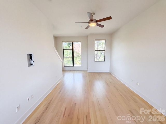 542 N Mcdowell Street, Charlotte, NC 28204