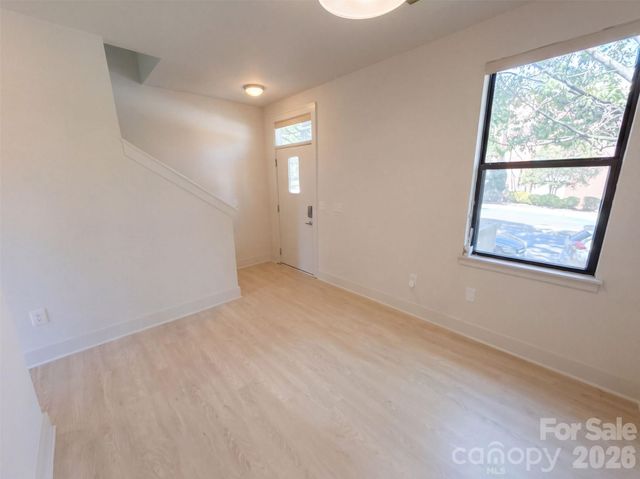 542 N Mcdowell Street, Charlotte, NC 28204