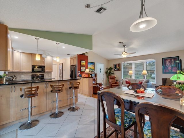 425 Bywood Avenue, Sebastian, FL 32958