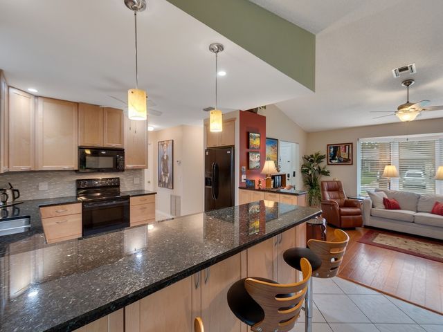 425 Bywood Avenue, Sebastian, FL 32958