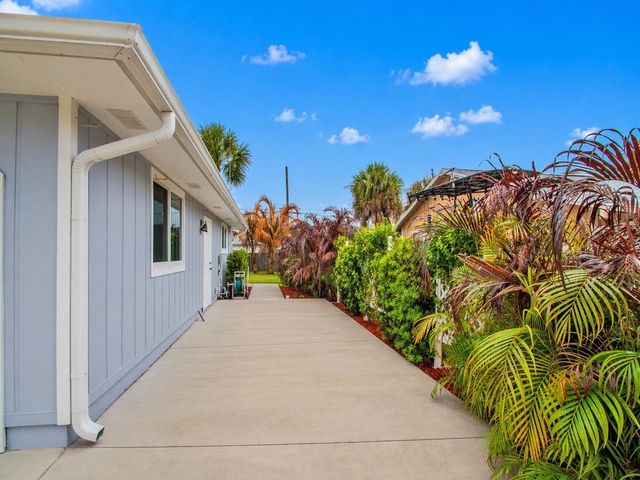 425 Bywood Avenue, Sebastian, FL 32958