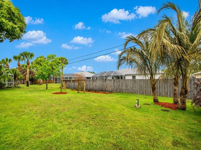 425 Bywood Avenue, Sebastian, FL 32958