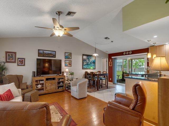 425 Bywood Avenue, Sebastian, FL 32958