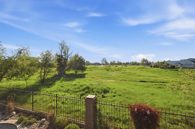 509 Hydrangea Ct, Roseville, CA 95747