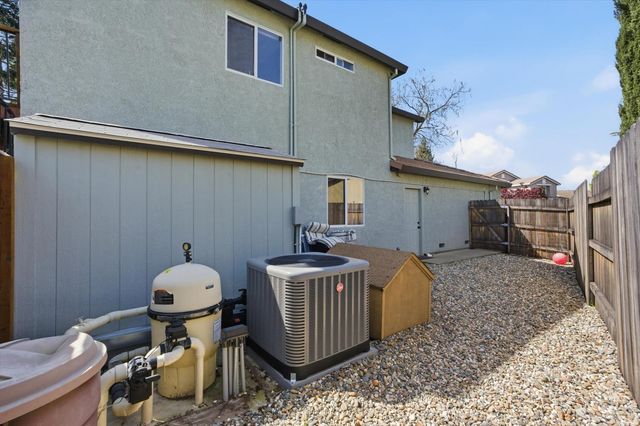 509 Hydrangea Ct, Roseville, CA 95747