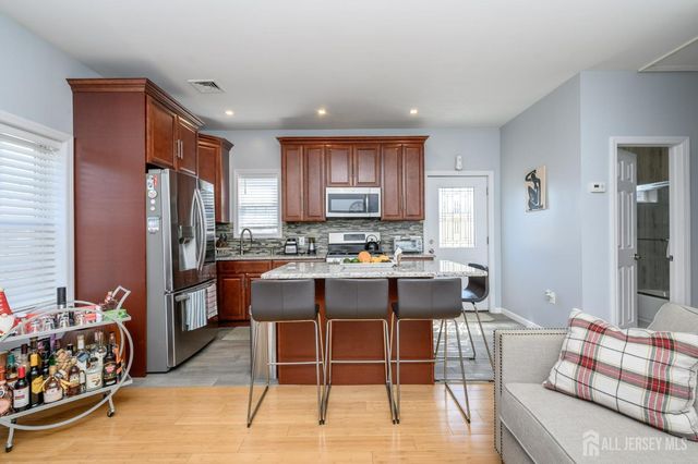 1 Helen Drive, Moonachie, NJ 07074