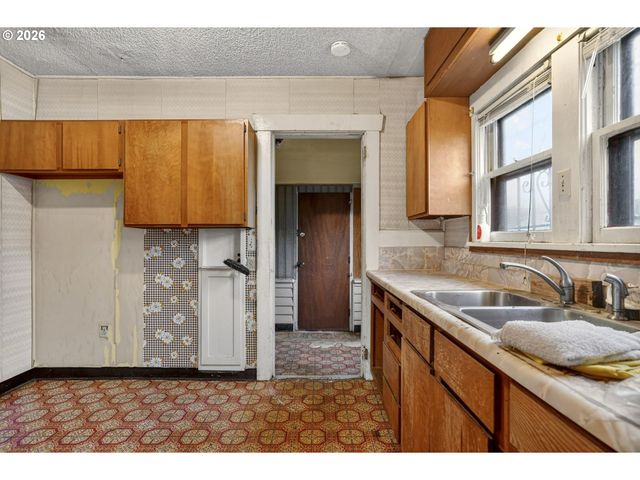 6923 N WILLIAMS Ave, Portland, OR 97217