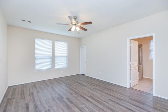 1110 Larkfield Drive, Rosenberg, TX 77469