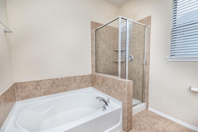 1110 Larkfield Drive, Rosenberg, TX 77469