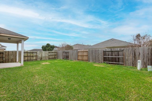 1110 Larkfield Drive, Rosenberg, TX 77469