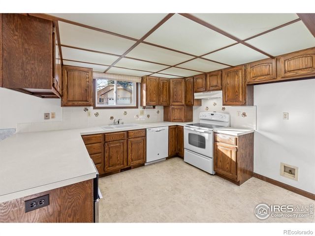 1001 43rd Avenue 24, Greeley, CO 80634