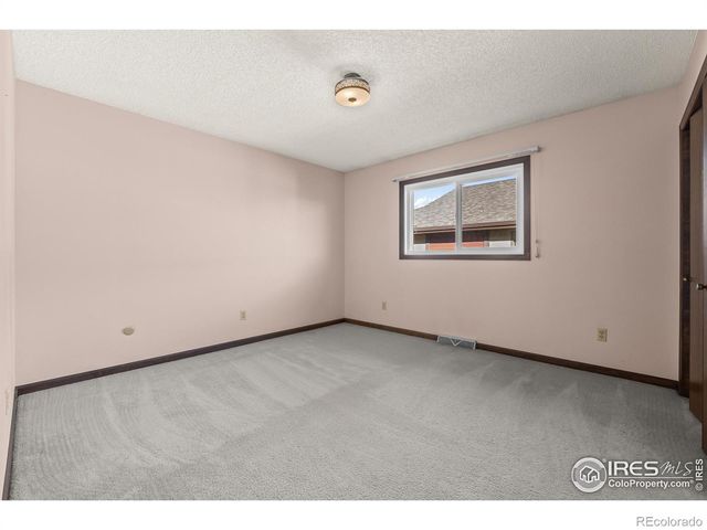1001 43rd Avenue 24, Greeley, CO 80634