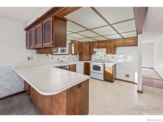 1001 43rd Avenue 24, Greeley, CO 80634