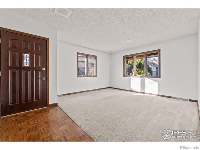 1001 43rd Avenue 24, Greeley, CO 80634