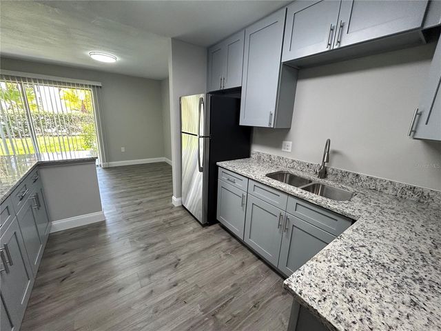 4403 S SEMORAN BOULEVARD 5, Orlando, FL 32822