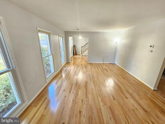 11321 CLASSICAL LN, Silver Spring, MD 20901