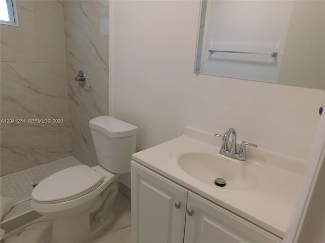 2230 NW 58th St B, Miami, FL 33142