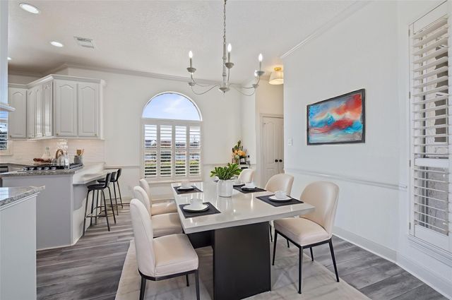 204 Leisure Lane, Friendswood, TX 77546