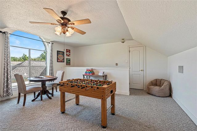 204 Leisure Lane, Friendswood, TX 77546