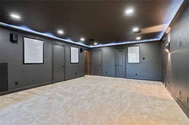 204 Leisure Lane, Friendswood, TX 77546