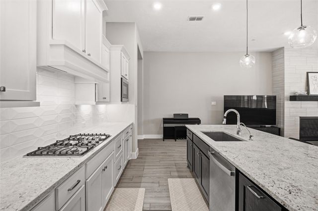 1222 Mcmurtry Ridge Drive, Katy, TX 77494
