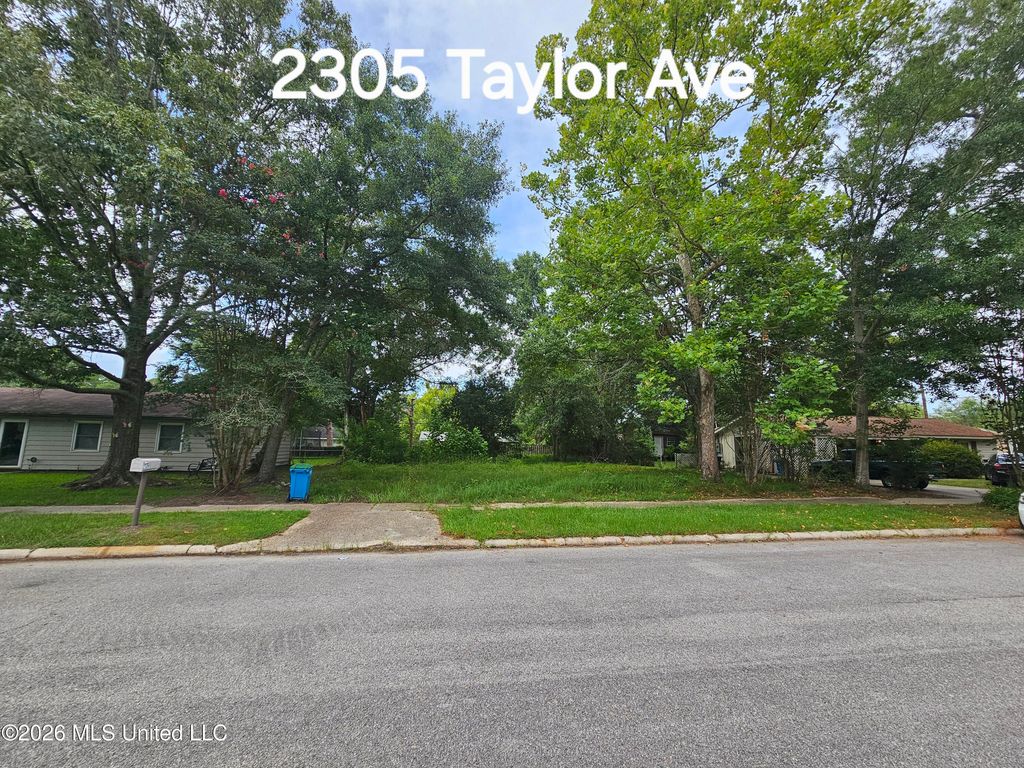 2305 Taylor Avenue, Pascagoula, MS 39567
