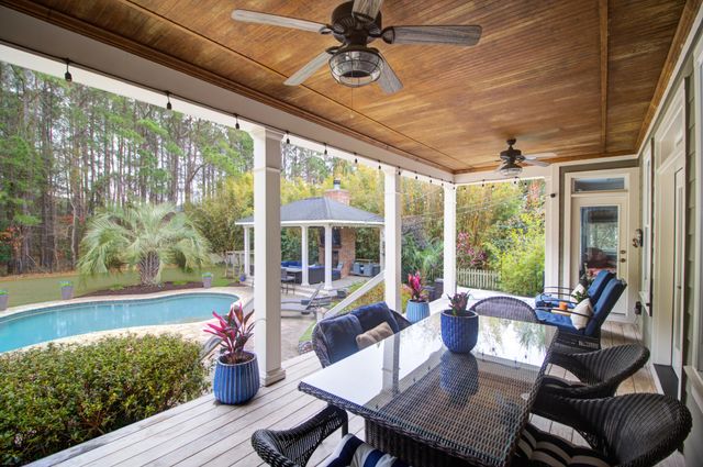 2065 Willbrook Lane, Mount Pleasant, SC 29466