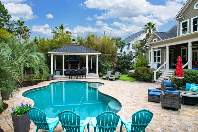 2065 Willbrook Lane, Mount Pleasant, SC 29466