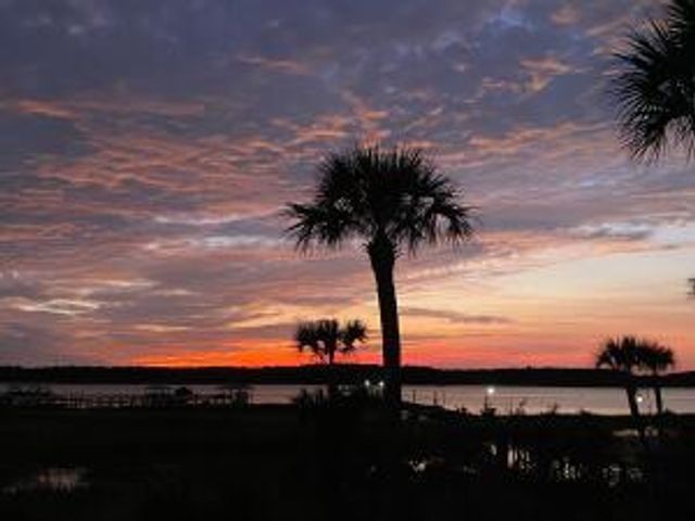 2065 Willbrook Lane, Mount Pleasant, SC 29466