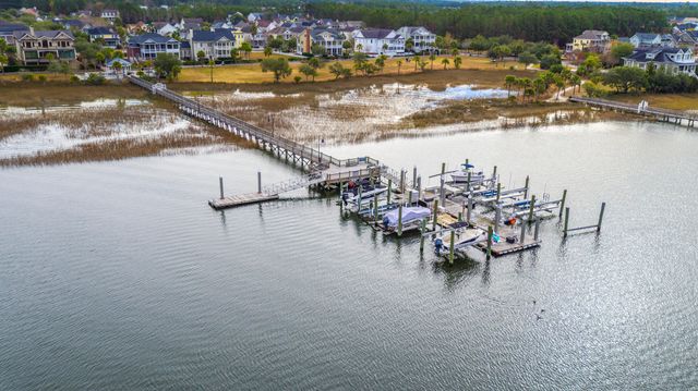 2065 Willbrook Lane, Mount Pleasant, SC 29466