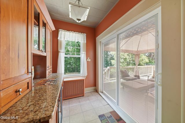1117 Balltown Road, Niskayuna, NY 12309