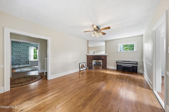 1117 Balltown Road, Niskayuna, NY 12309
