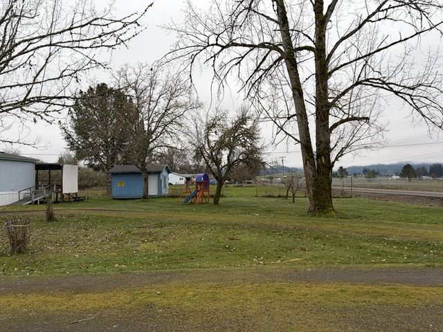 503 OLD PIONEER Rd, Sutherlin, OR 97479