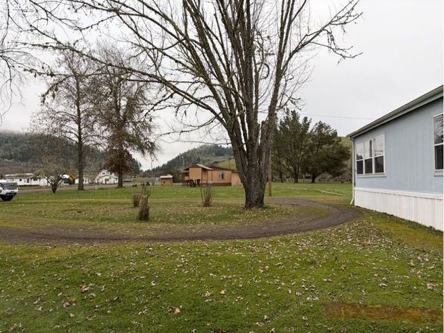 503 OLD PIONEER Rd, Sutherlin, OR 97479