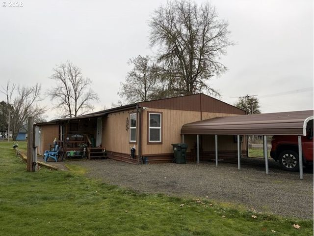 503 OLD PIONEER Rd, Sutherlin, OR 97479
