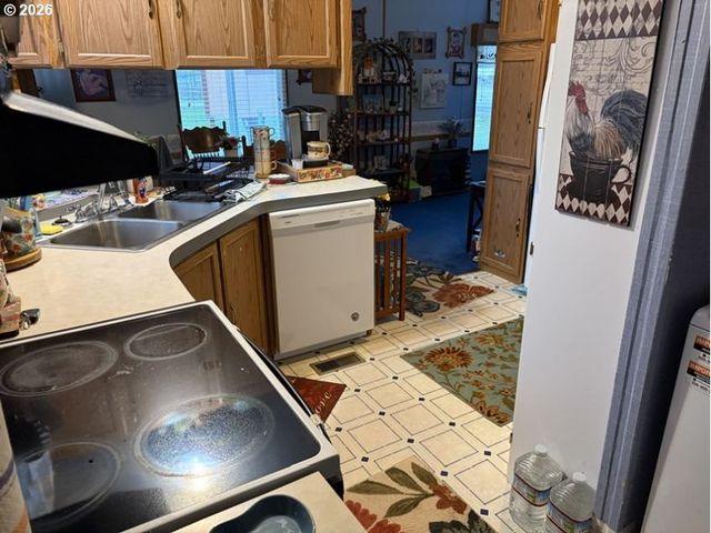 503 OLD PIONEER Rd, Sutherlin, OR 97479