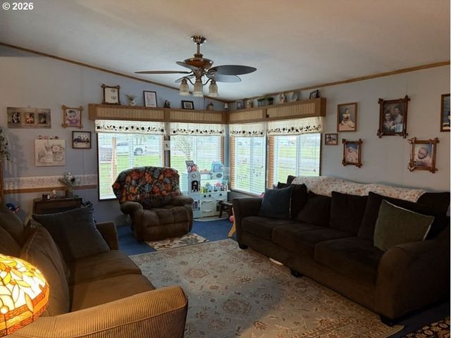 503 OLD PIONEER Rd, Sutherlin, OR 97479