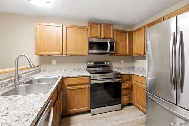 1100 S Waco Street F, Aurora, CO 80017