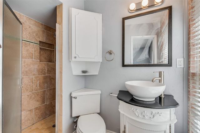 7815 Royal Lane 7815, Dallas, TX 75230