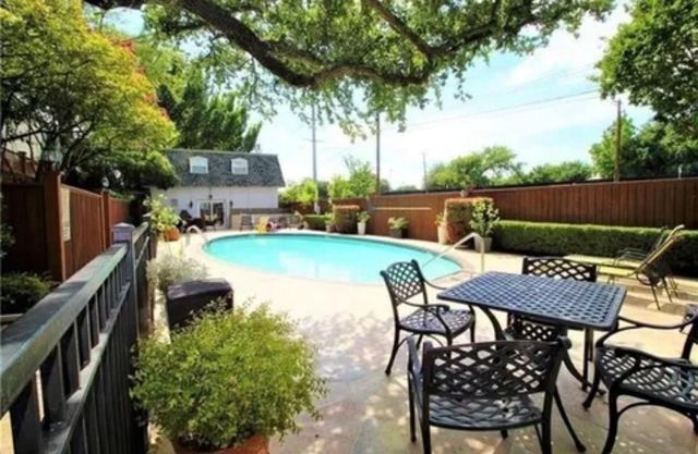 7815 Royal Lane 7815, Dallas, TX 75230