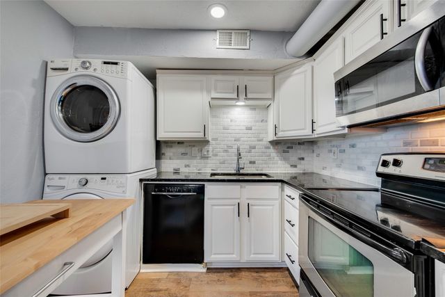 7815 Royal Lane 7815, Dallas, TX 75230