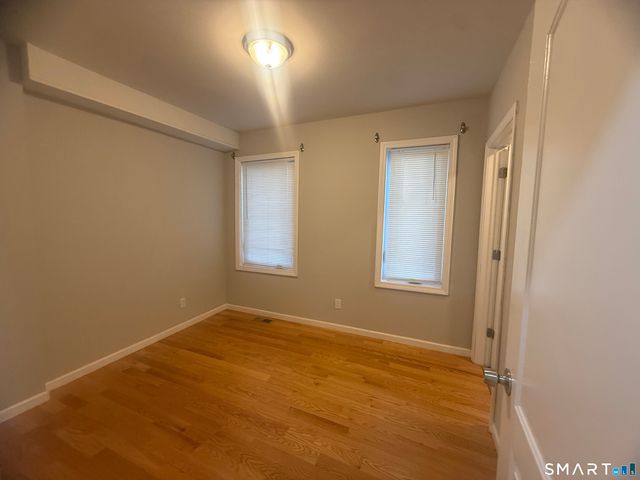 168-170 Kelsey Street, Bridgeport, CT 06607