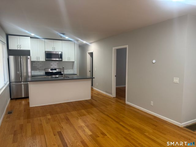 168-170 Kelsey Street, Bridgeport, CT 06607