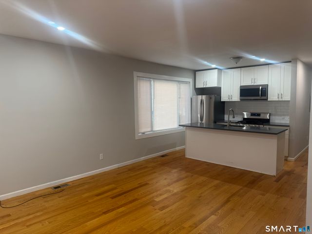 168-170 Kelsey Street, Bridgeport, CT 06607