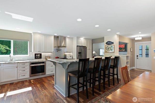 4603 San Juan Avenue, Anacortes, WA 98221